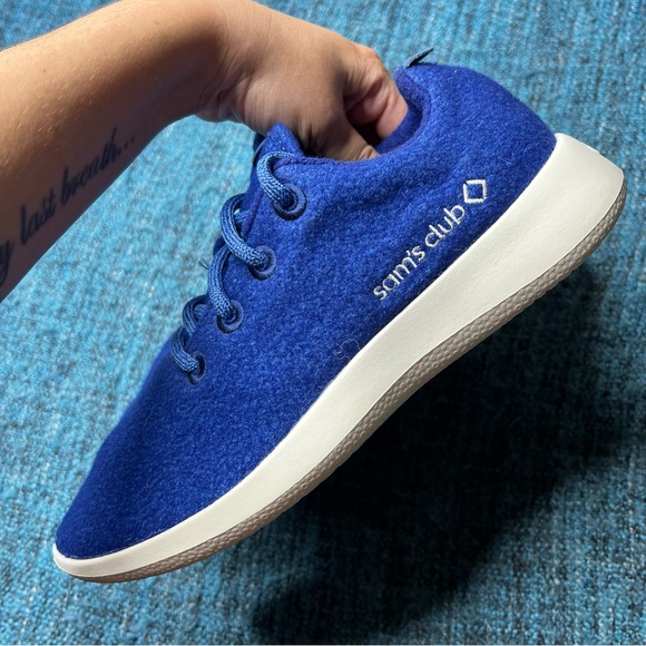 Allbirds x Sam's Club Wool Runner Sneakers in Blue White - Picture 4 of 9